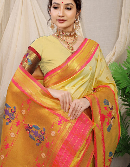 Load image into Gallery viewer, rajyogam paithani silk saree surat
