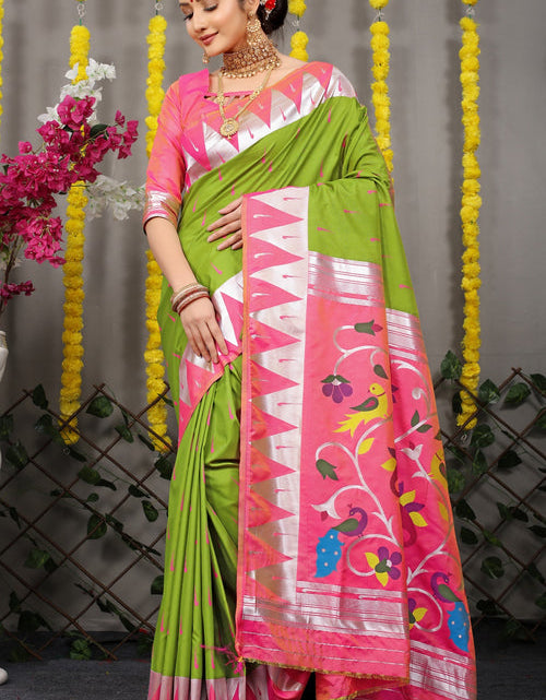 Load image into Gallery viewer, rajyogam paithani silk saree surat
