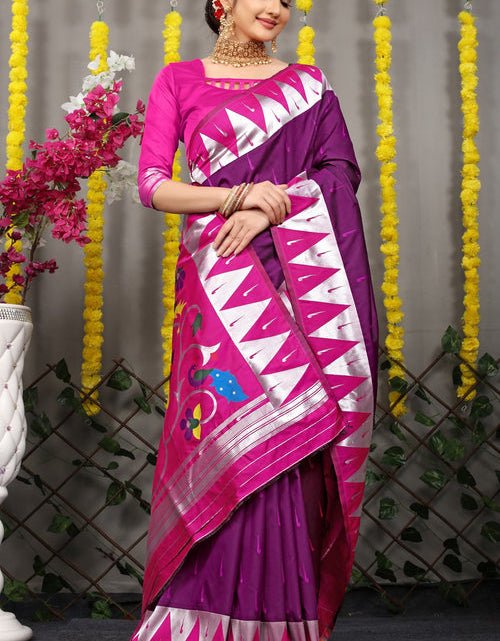 Load image into Gallery viewer, rajyogam paithani silk saree surat
