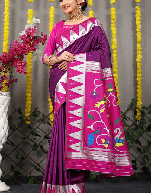 Load image into Gallery viewer, rajyogam paithani silk saree surat
