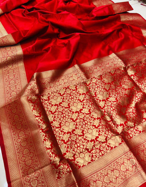 Load image into Gallery viewer, rajyogam banarasi silk saree surat
