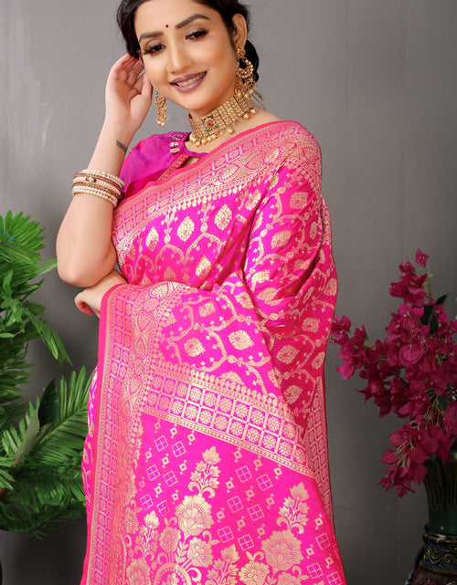 Load image into Gallery viewer, rajyogam banarasi silk saree surat
