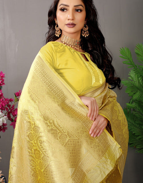 Load image into Gallery viewer, rajyogam banarasi silk saree surat
