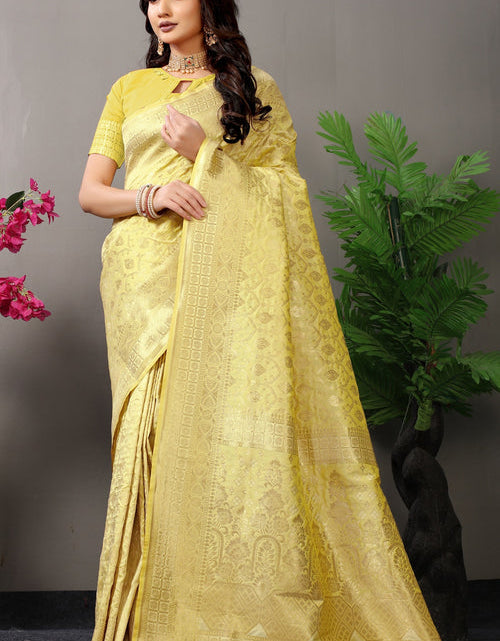 Load image into Gallery viewer, rajyogam banarasi silk saree surat
