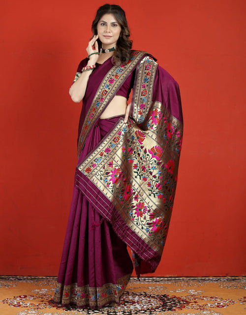 Load image into Gallery viewer, rajyogam paithani silk saree surat
