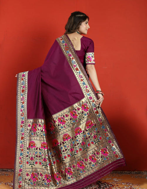 Load image into Gallery viewer, rajyogam paithani silk saree surat
