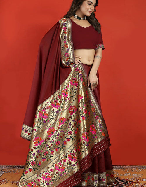 Load image into Gallery viewer, rajyogam paithani silk saree surat
