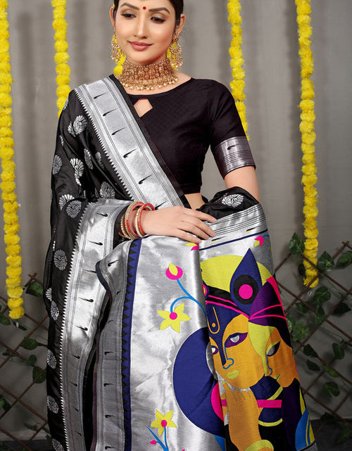 Load image into Gallery viewer, rajyogam paithani silk saree surat
