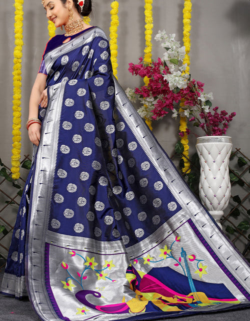 Load image into Gallery viewer, rajyogam paithani silk saree surat
