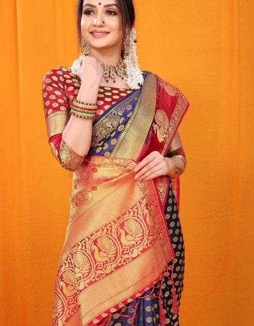 Load image into Gallery viewer, rajyogam banarasi silk saree surat
