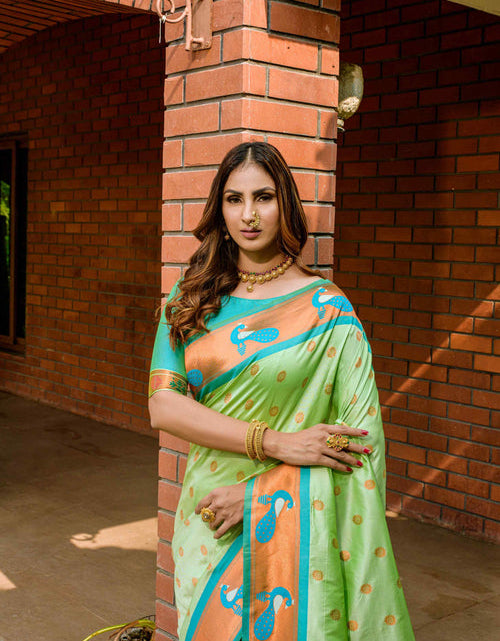 Load image into Gallery viewer, rajyogam paithani silk saree surat
