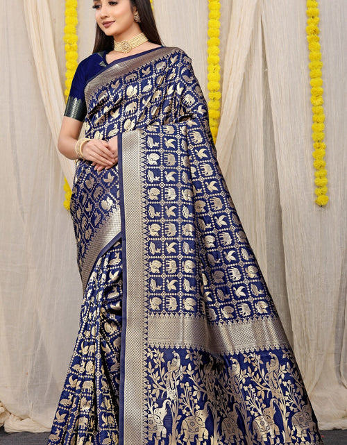 Load image into Gallery viewer, rajyogam banarasi silk saree surat
