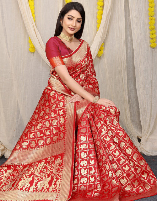 Load image into Gallery viewer, rajyogam banarasi silk saree surat
