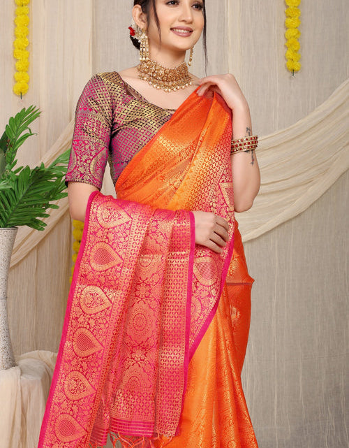 Load image into Gallery viewer, rajyogam banarasi silk saree surat
