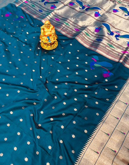 Load image into Gallery viewer, rajyogam paithani silk saree surat
