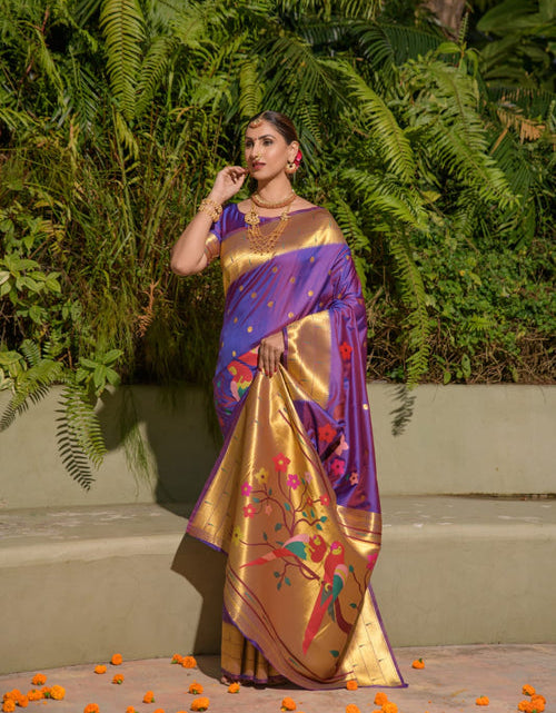 Load image into Gallery viewer, rajyogam paithani silk saree surat
