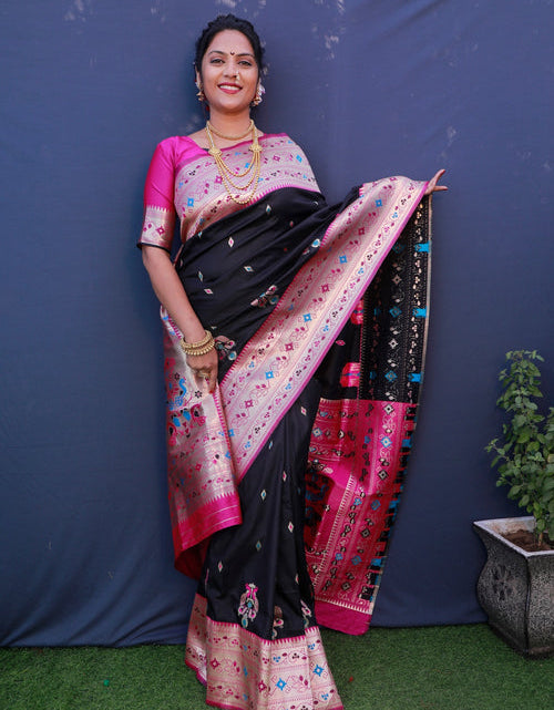 Load image into Gallery viewer, rajyogam paithani silk saree surat
