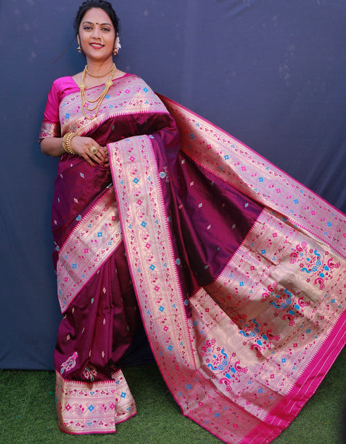 Load image into Gallery viewer, rajyogam paithani silk saree surat
