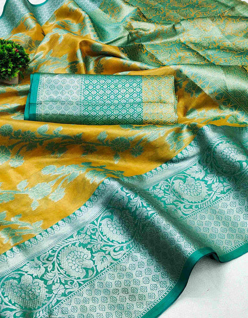 Load image into Gallery viewer, rajyogam banarasi silk saree surat
