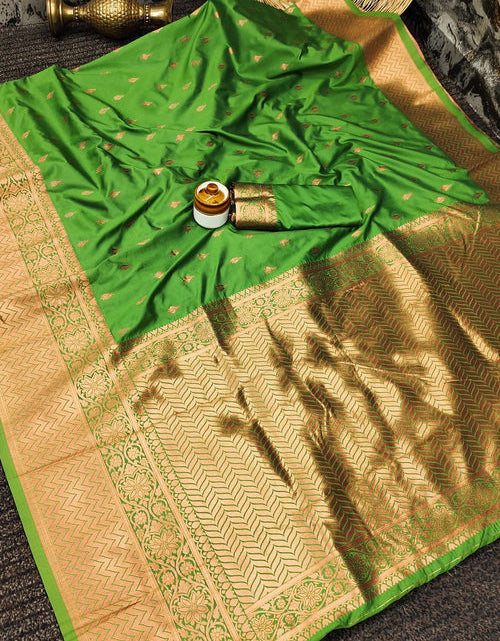 Load image into Gallery viewer, rajyogam banarasi silk saree surat
