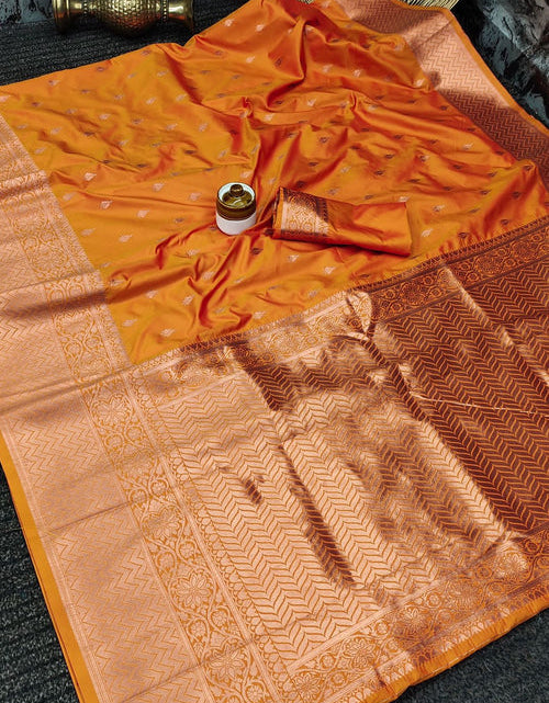 Load image into Gallery viewer, rajyogam banarasi silk saree surat
