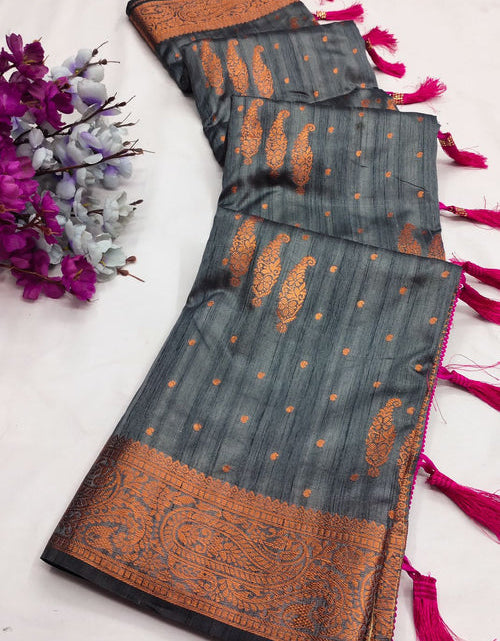 Load image into Gallery viewer, rajyogam banarasi silk saree surat
