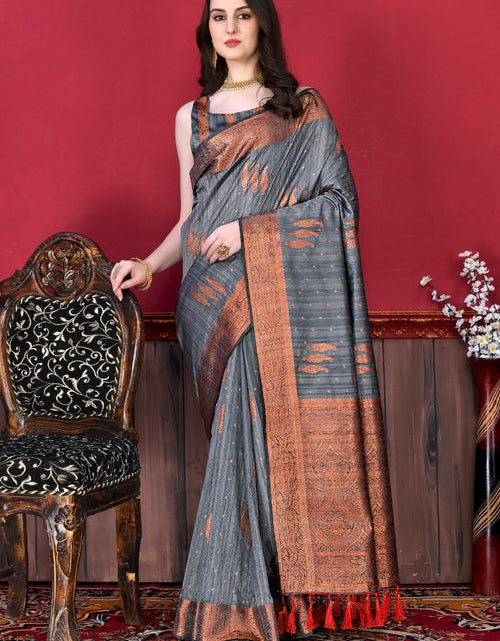 Load image into Gallery viewer, rajyogam banarasi silk saree surat
