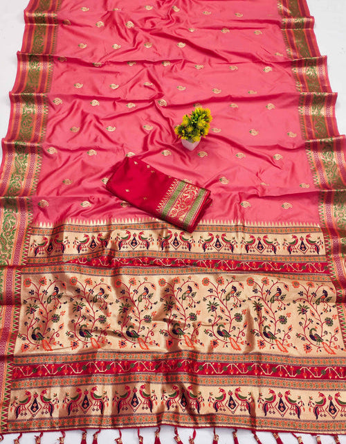 Load image into Gallery viewer, rajyogam banarasi silk saree surat
