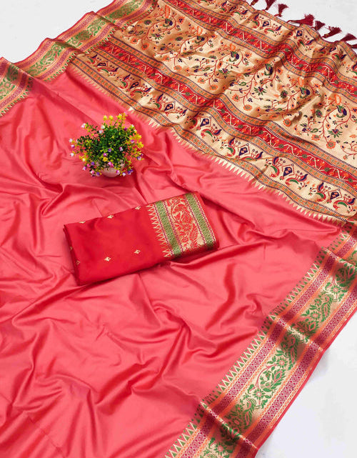 Load image into Gallery viewer, rajyogam banarasi silk saree surat
