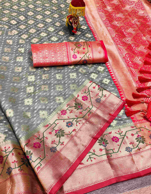 Load image into Gallery viewer, rajyogam linen silk saree surat
