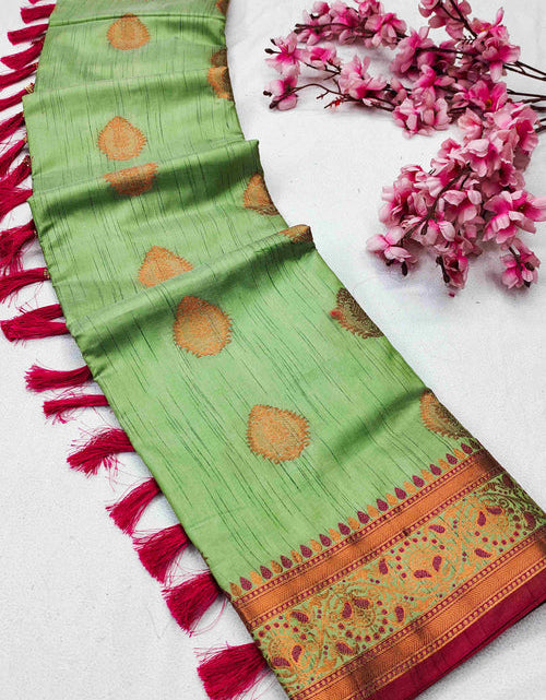 Load image into Gallery viewer, rajyogam banarasi silk saree surat
