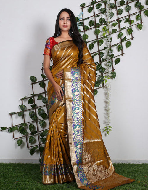 Load image into Gallery viewer, rajyogam banarasi silk saree surat
