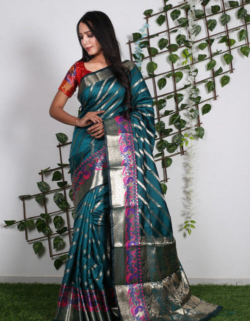 Load image into Gallery viewer, rajyogam banarasi silk saree surat
