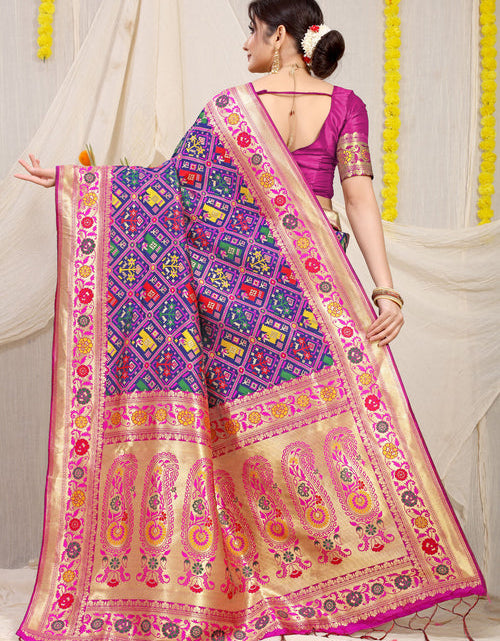 Load image into Gallery viewer, rajyogam paithani silk saree surat
