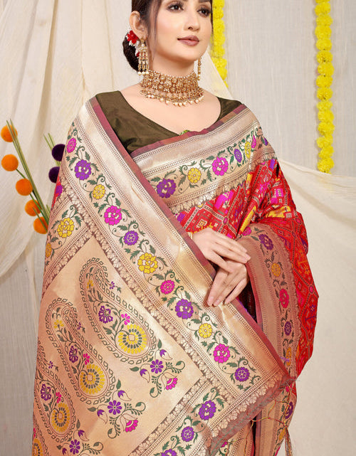 Load image into Gallery viewer, rajyogam paithani silk saree surat
