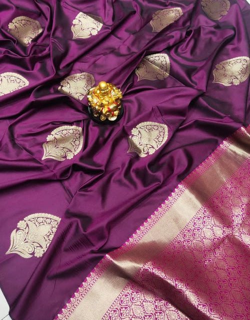 Load image into Gallery viewer, rajyogam banarasi silk saree surat
