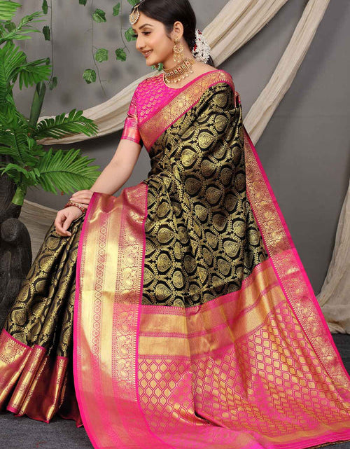 Load image into Gallery viewer, rajyogam banarasi silk saree surat
