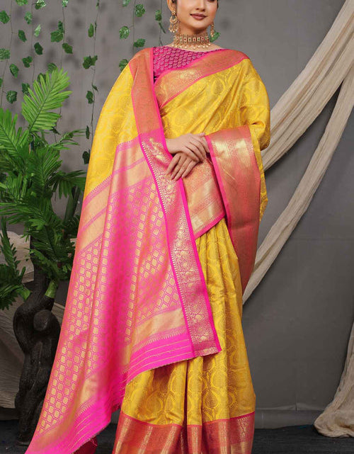 Load image into Gallery viewer, rajyogam banarasi silk saree surat
