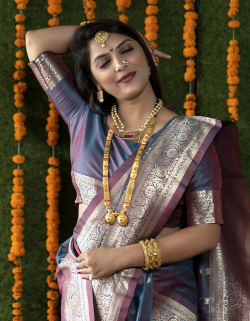 Load image into Gallery viewer, rajyogam banarasi silk saree surat
