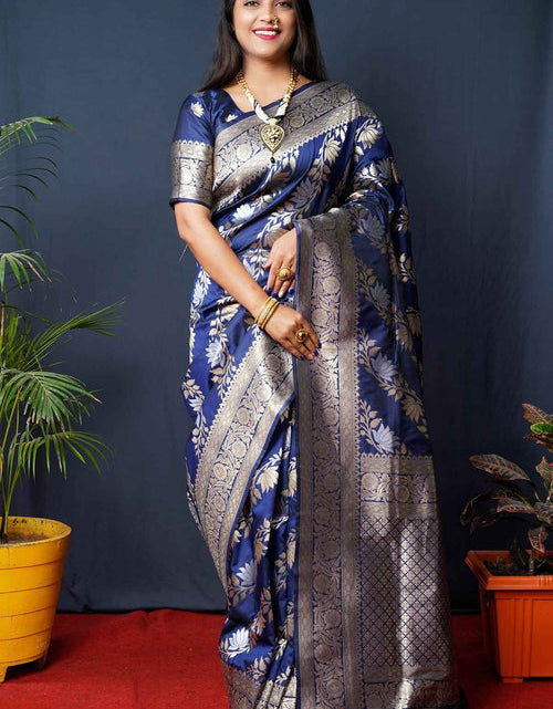 Load image into Gallery viewer, rajyogam kanjivaram silk saree surat
