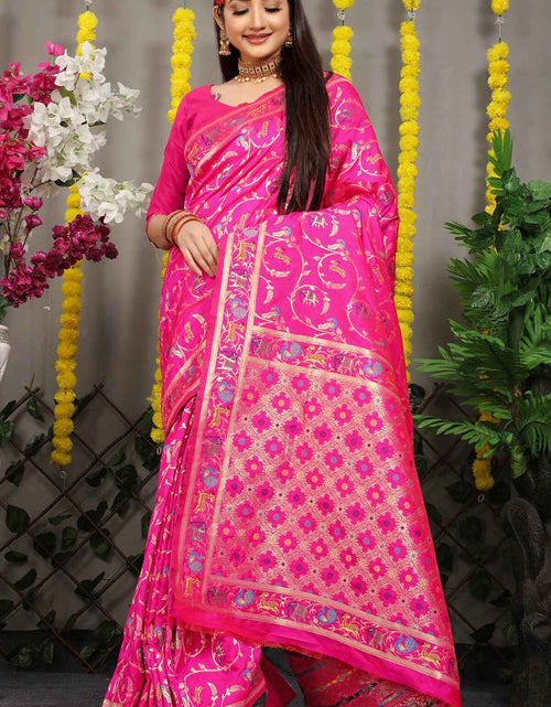 Load image into Gallery viewer, rajyogam banarasi silk saree surat
