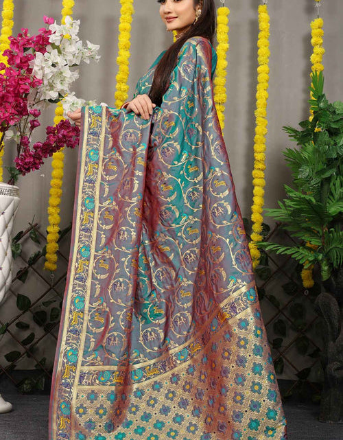 Load image into Gallery viewer, rajyogam banarasi silk saree surat
