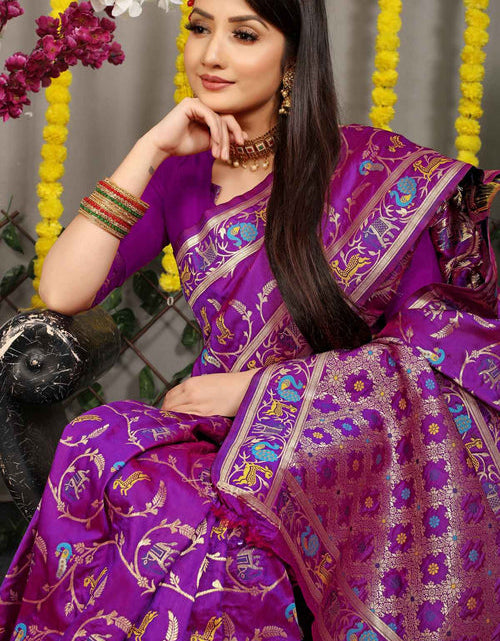 Load image into Gallery viewer, rajyogam banarasi silk saree surat
