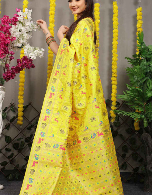 Load image into Gallery viewer, rajyogam banarasi silk saree surat
