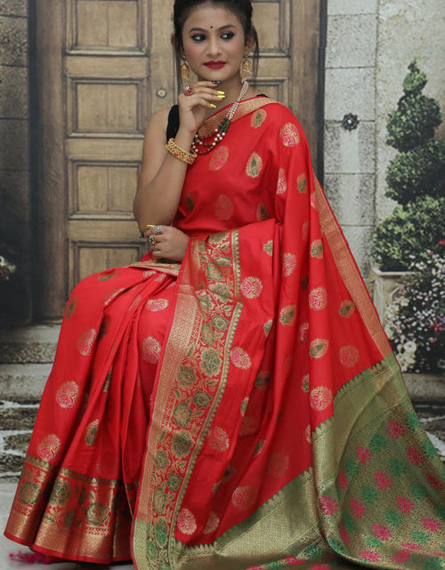 Load image into Gallery viewer, rajyogam banarasi silk saree surat
