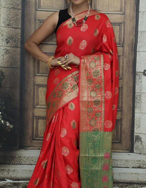 Load image into Gallery viewer, rajyogam banarasi silk saree surat
