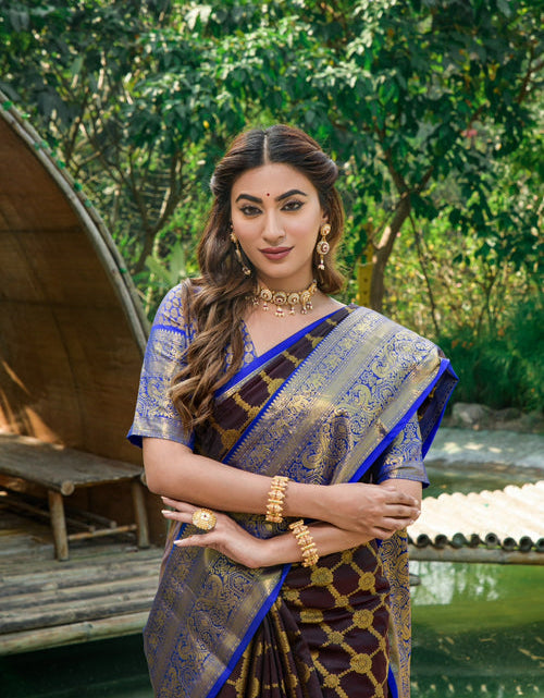 Load image into Gallery viewer, rajyogam kanjivaram silk saree surat
