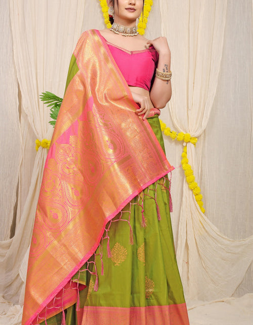 Load image into Gallery viewer, rajyogam banarasi silk saree surat
