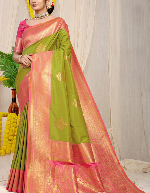 Load image into Gallery viewer, rajyogam banarasi silk saree surat
