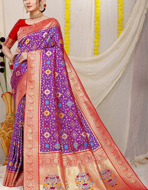 Load image into Gallery viewer, rajyogam soft silk saree surat
